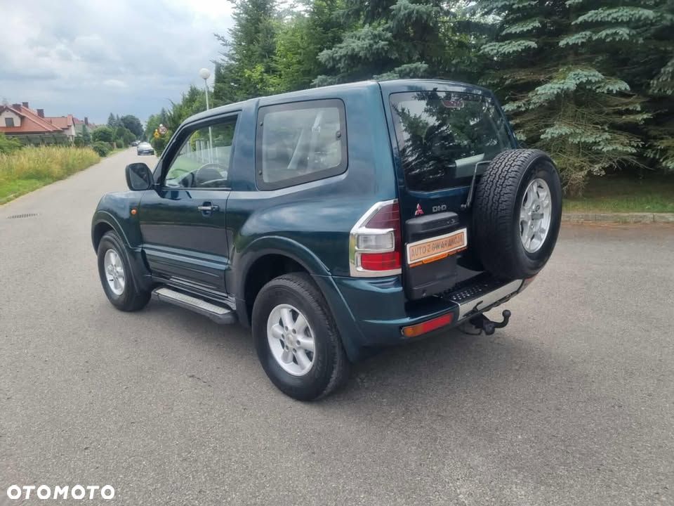 Mitsubishi Pajero - 6