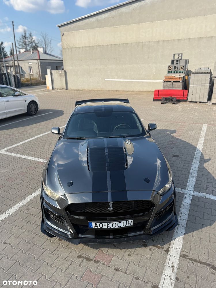 Ford Mustang 5.0 V8 GT - 10