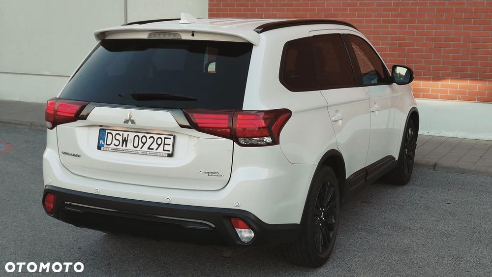 Mitsubishi Outlander - 6