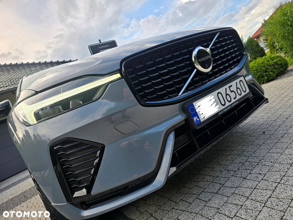 Volvo XC 60 B4 B Plus Dark - 32
