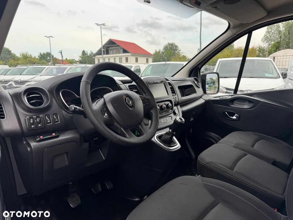 Renault Trafic - 6