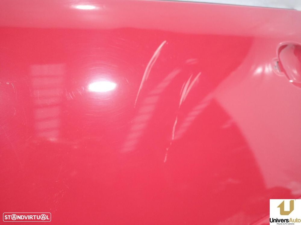 PORTA FRONTAL ESQUERDA VOLKSWAGEN GOLF V 2006 -3 PUERTAS - 4