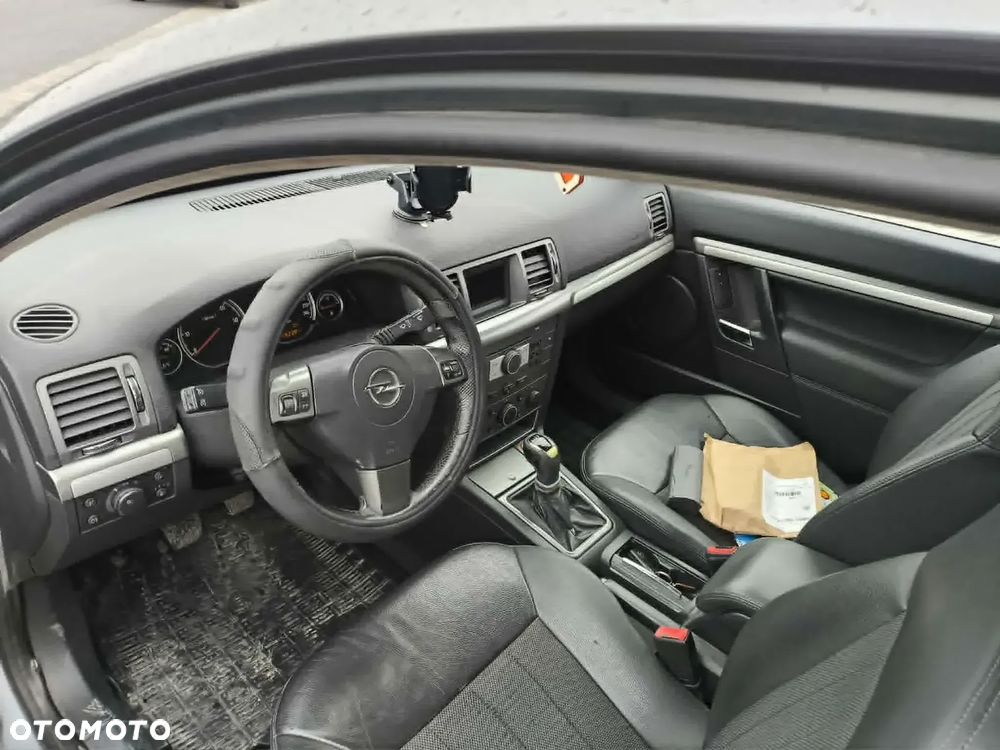 Opel Vectra 1.9 CDTI Essentia - 2