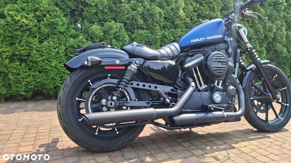 Harley-Davidson Sportster Iron 883 - 10