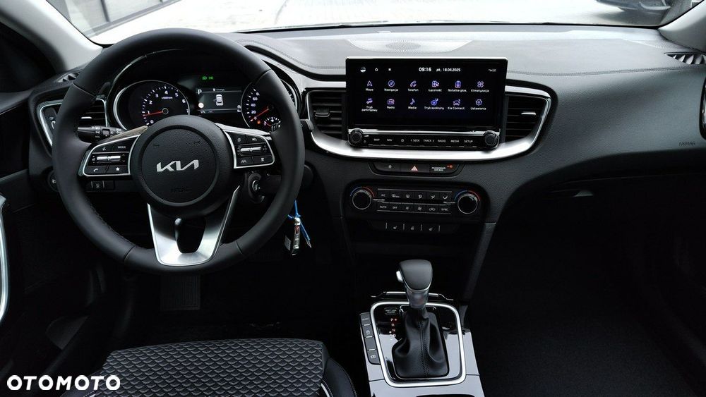 Kia XCeed - 15