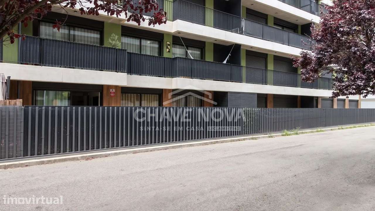 T2 Como Novo - c/ terraço 40 m2 LINHA RUBI  CO - Grande imagem: 2/16