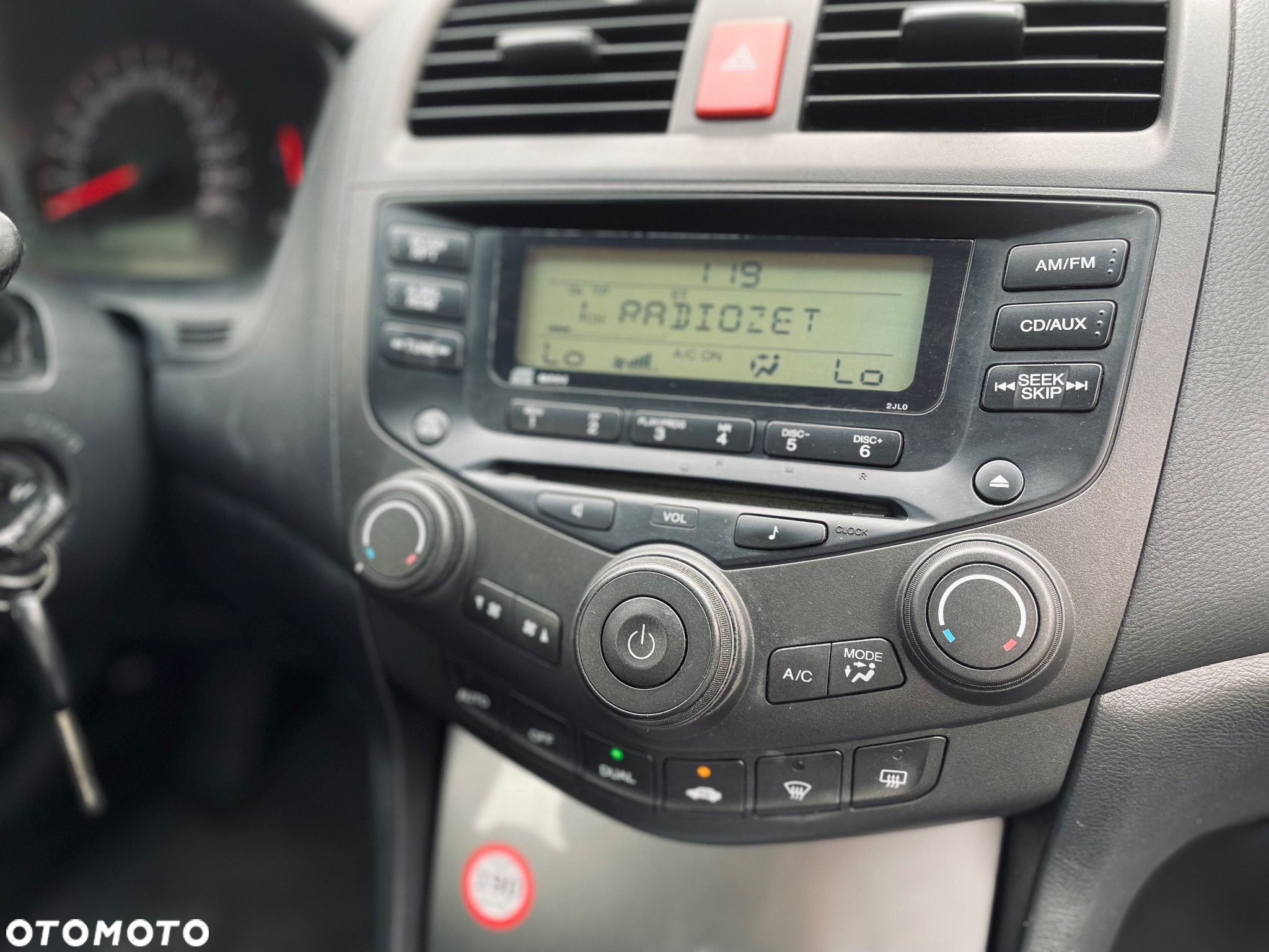 Honda Accord Tourer 2.0 i Automatik Comfort - 22