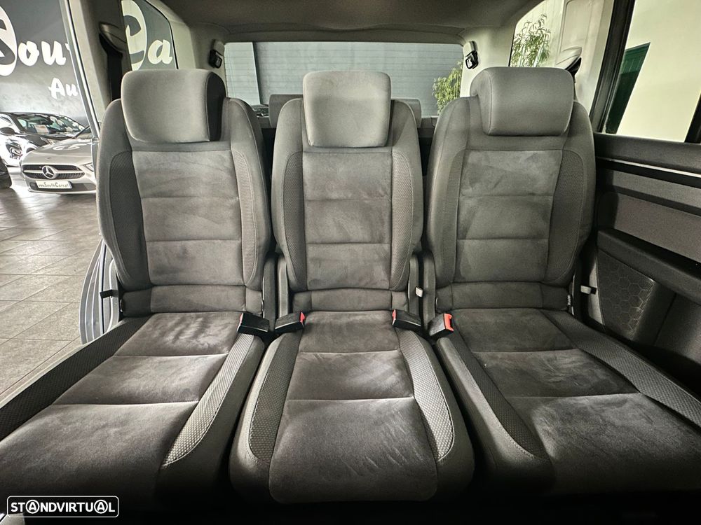 VW Touran 1.6 TDI Blue.Confortline 7L - 27