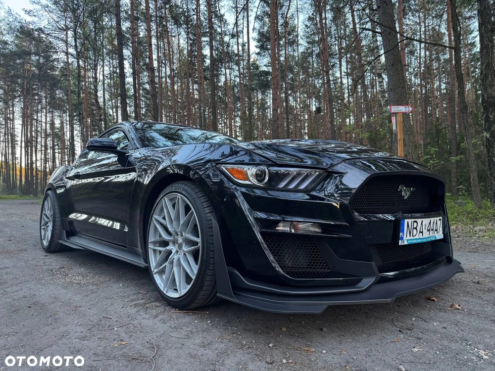 Ford Mustang - 11