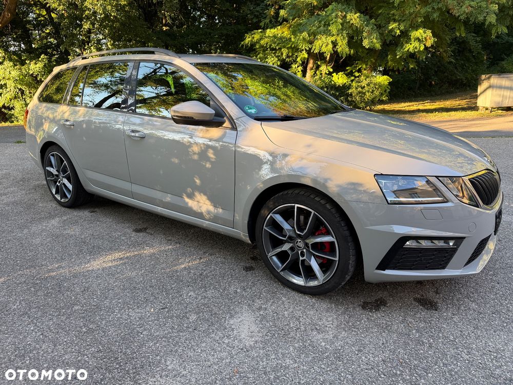 Skoda Octavia 2.0 TDI 4x4 DSG RS - 3