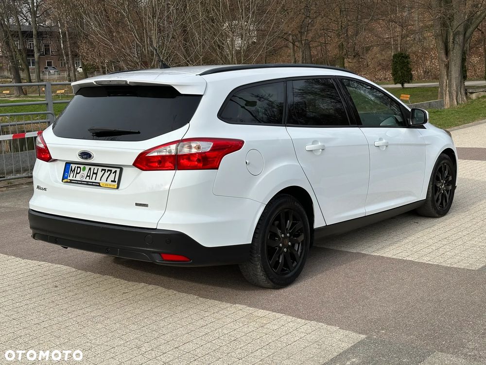 Ford Focus 1.0 EcoBoost STart-Stopp-System TITANIUM - 3