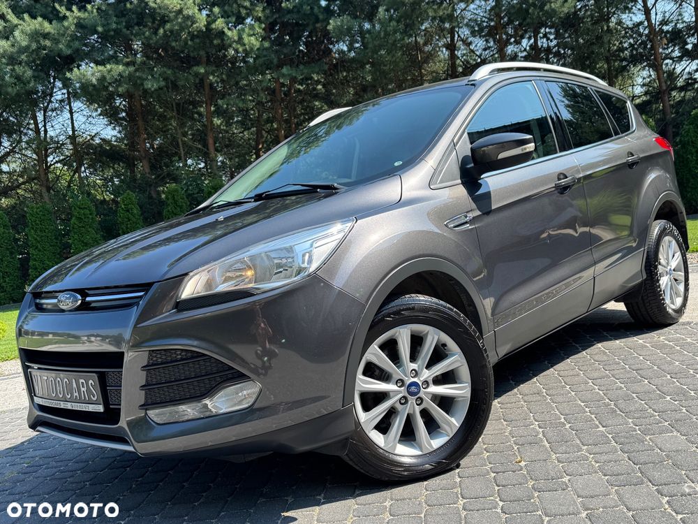 Ford Kuga 2.0 TDCi 2x4 Titanium - 4