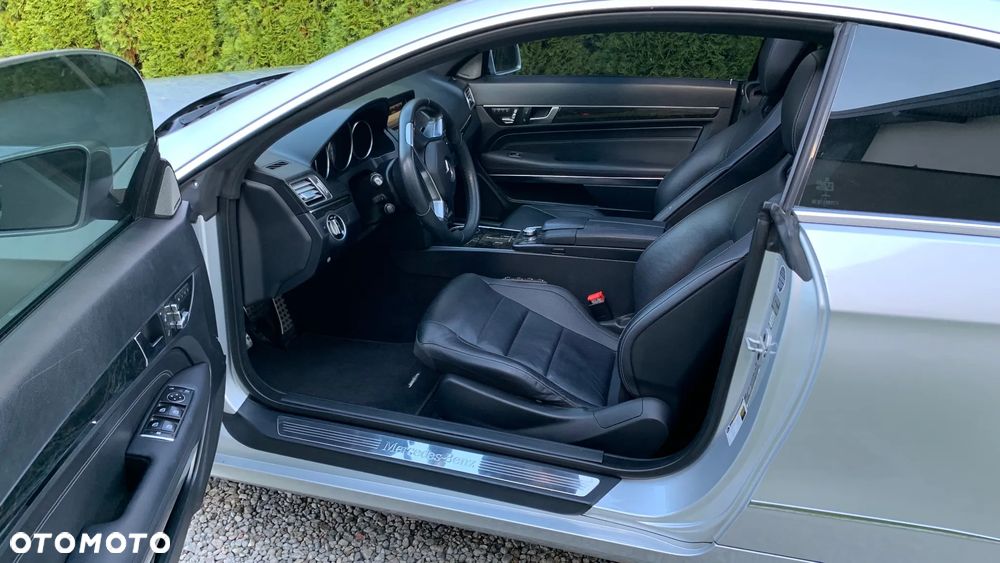 Mercedes-Benz Klasa E 350 BlueEFFICIENCY 7G-TRONIC Avantgarde - 11