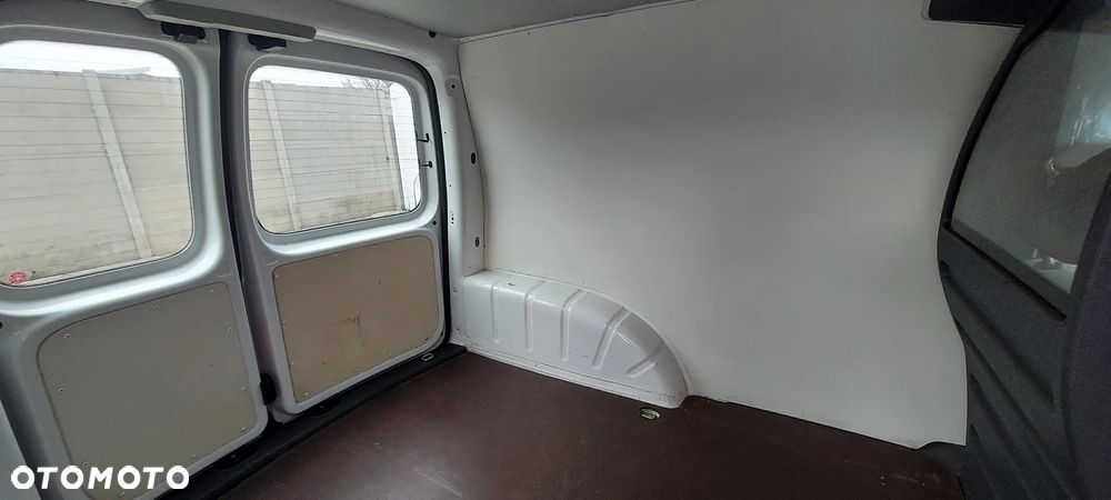 Volkswagen CADDY - 23