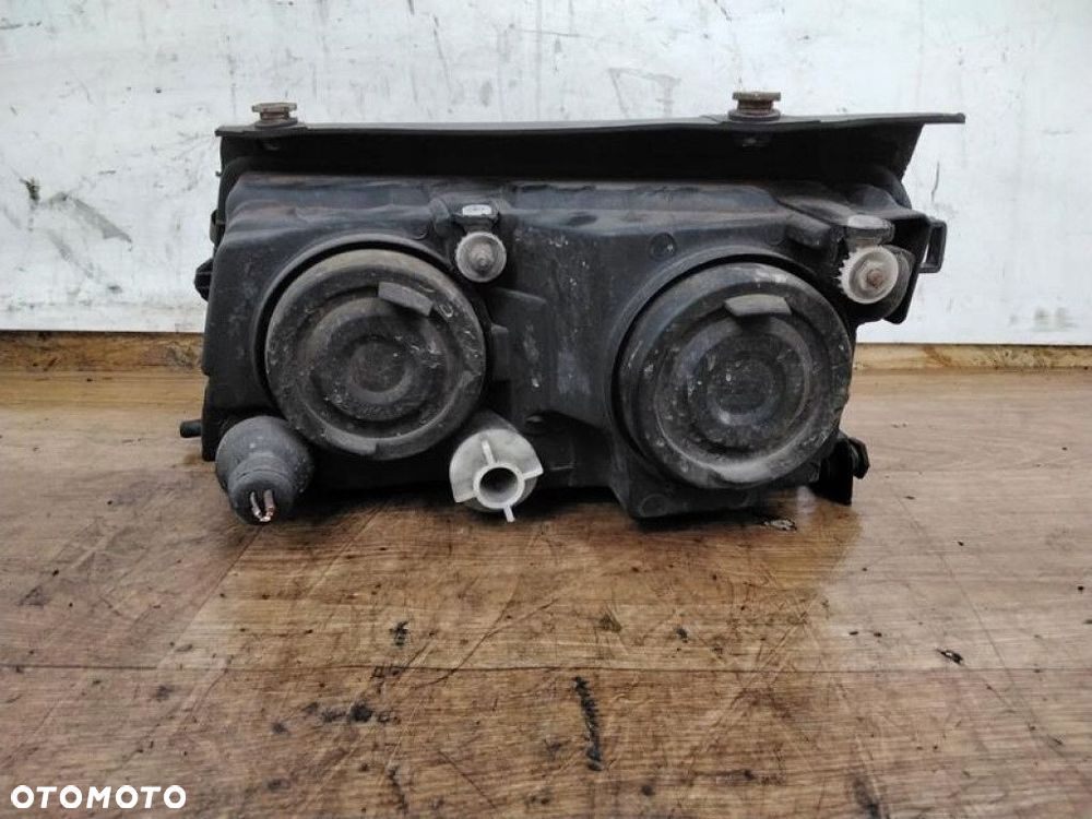 vw passat b5 lampa przód prawa - 2