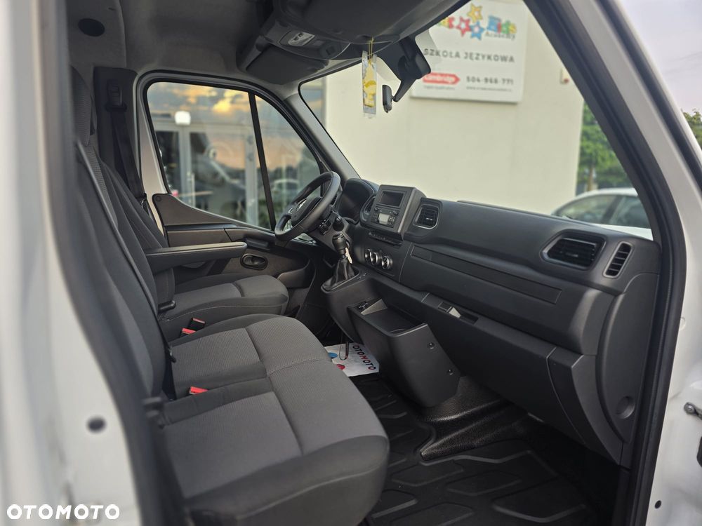 Renault Master - 9