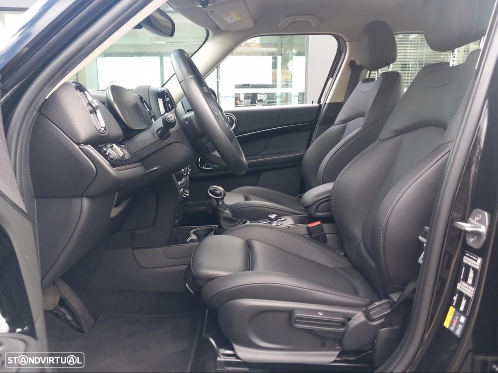 MINI Countryman Cooper SE ALL4 Auto - 9