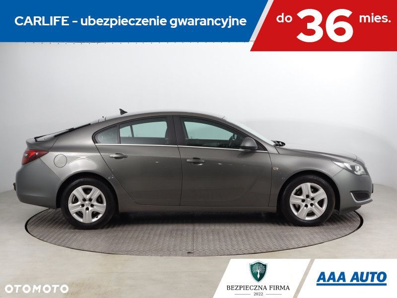 Opel Insignia - 8