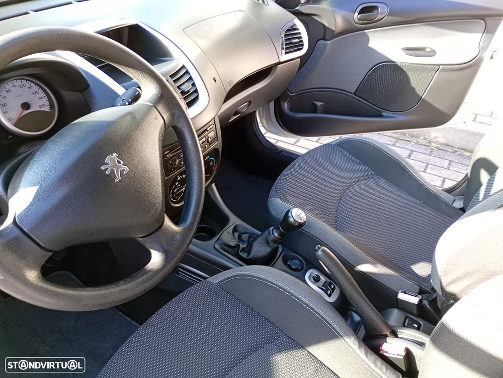 Peugeot 206+ 1.1 Trendy - 6