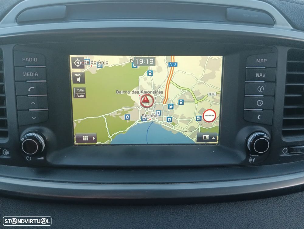 Kia Sorento 2.2 CRDi TX Premium Aut. - 22