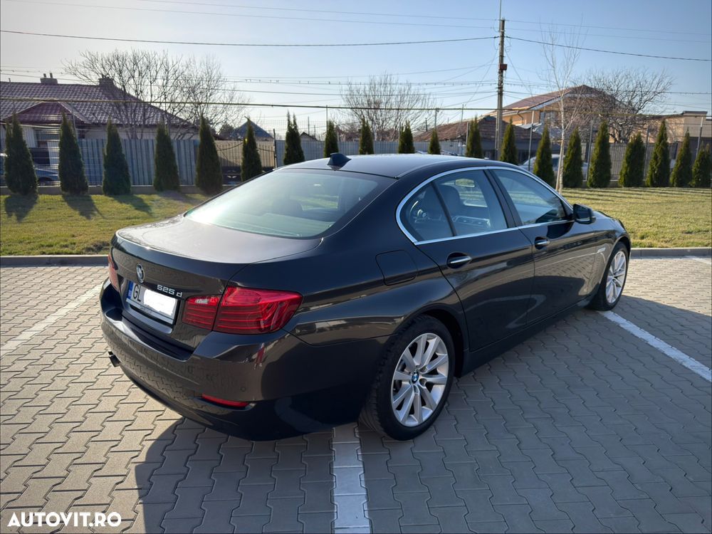 BMW Seria 5 525d xDrive AT - 4