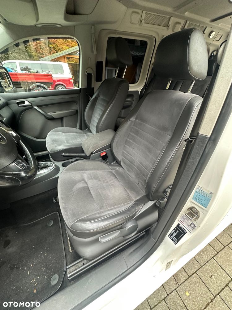 Volkswagen Caddy 2.0 TDI Comfortline DSG - 35