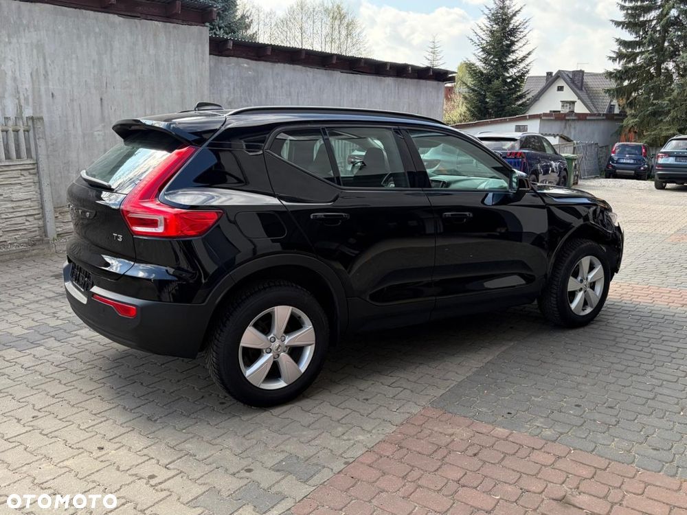 Volvo XC 40 T3 - 6