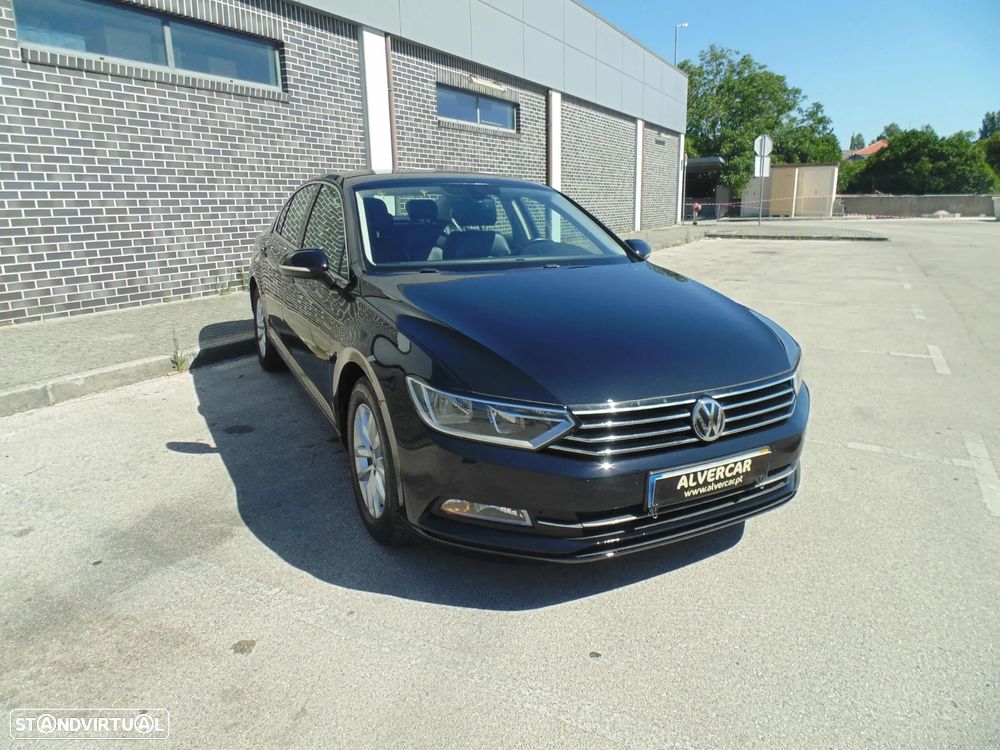 VW Passat 1.6 TDI Highline - 5