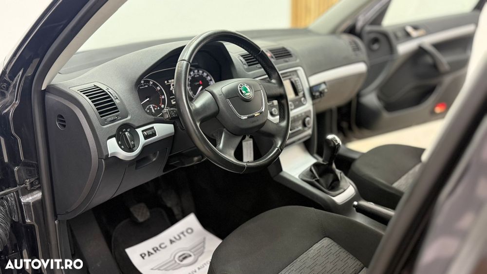 Skoda Octavia 1.4 TSI Ambition - 6