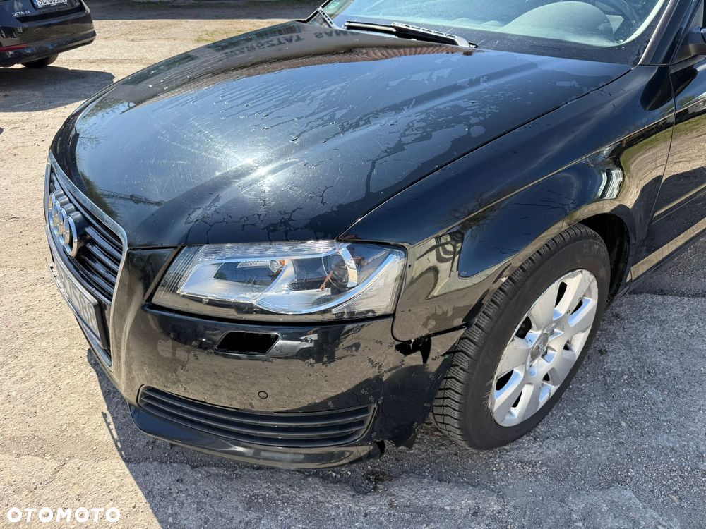 Audi A3 Sportback 1.6 TDI DPF Ambiente S tronic - 6