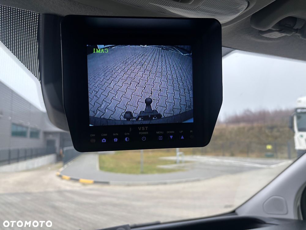 Ford Transit Custom - 19