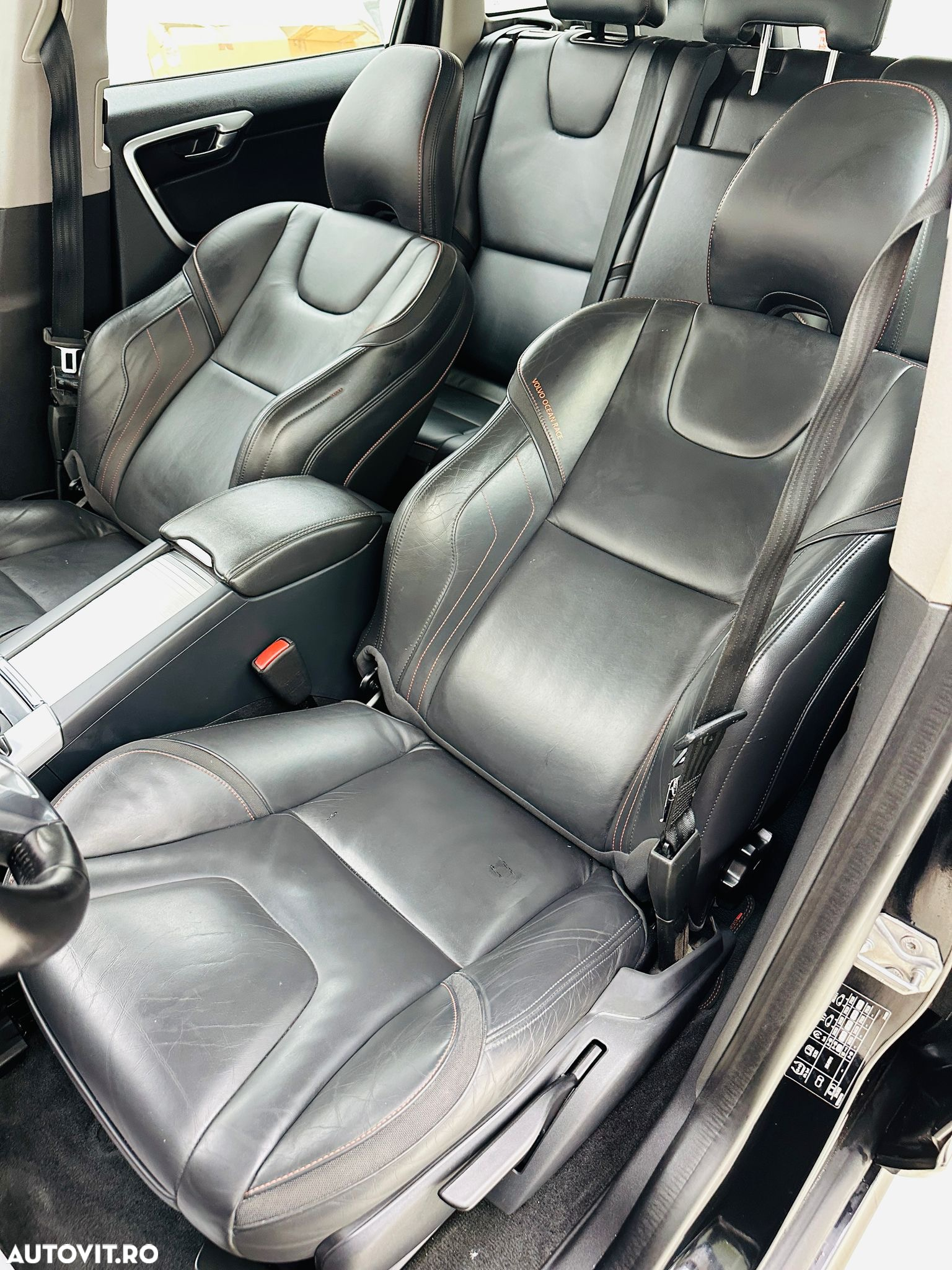 Volvo XC 60 - 24