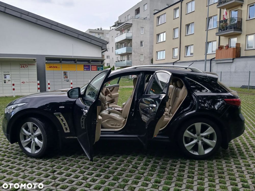 Infiniti FX FX30d S - 7
