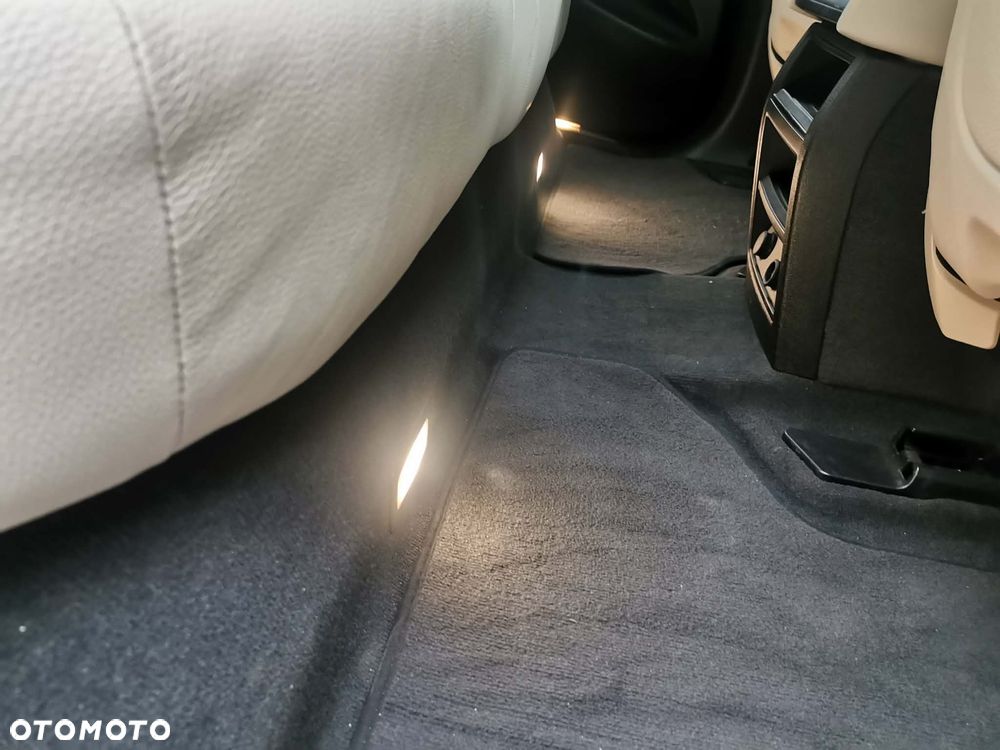 BMW X5 xDrive25d - 23