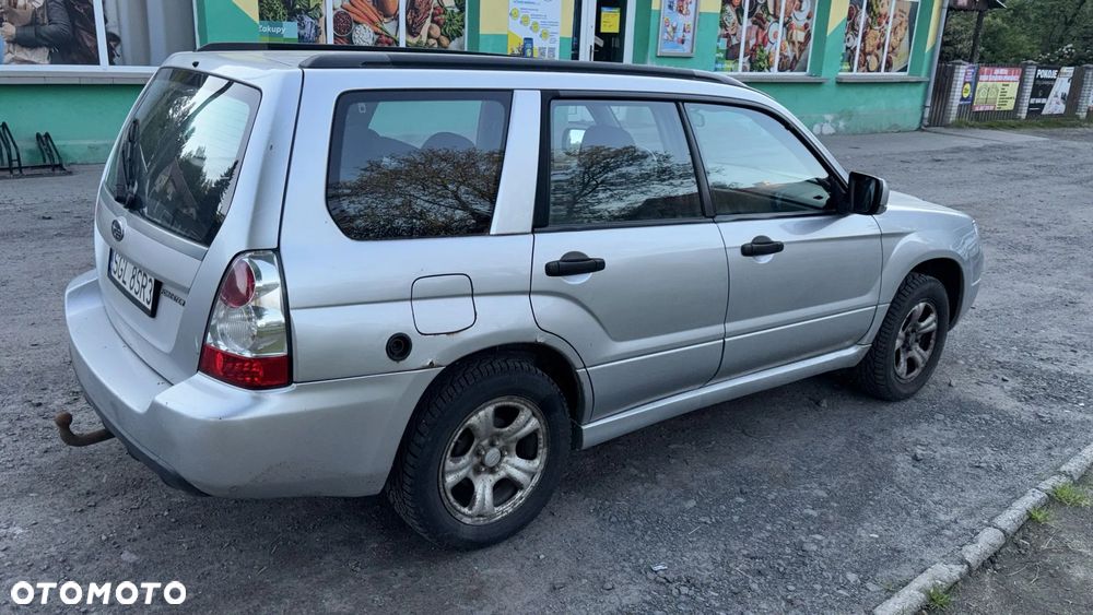 Subaru Forester 2.0 XA TRE - 4
