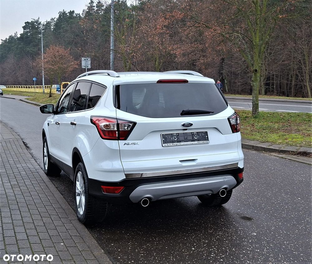 Ford Kuga 2.0 TDCi 2x4 Titanium - 14