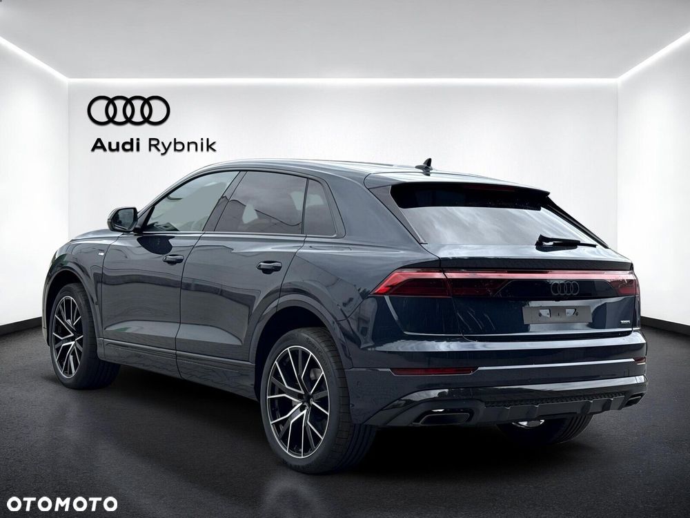 Audi Q8 - 4