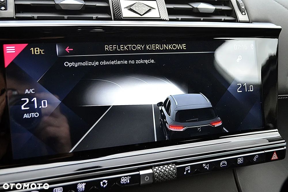 DS Automobiles DS 7 Crossback - 36