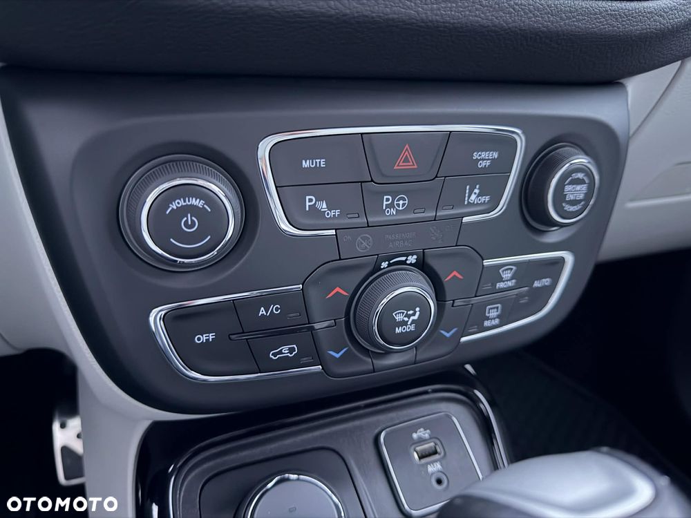 Jeep Compass 1.4 TMair Limited 4WD S&S - 18