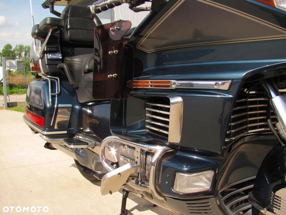 Honda GL - 10