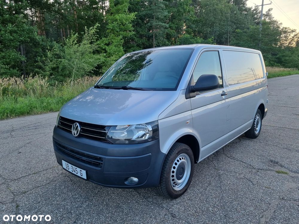 Volkswagen Transporter - 1