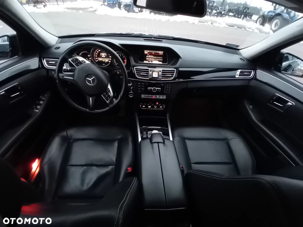 Mercedes-Benz Klasa E 200 CDI 7G-TRONIC Elegance - 11
