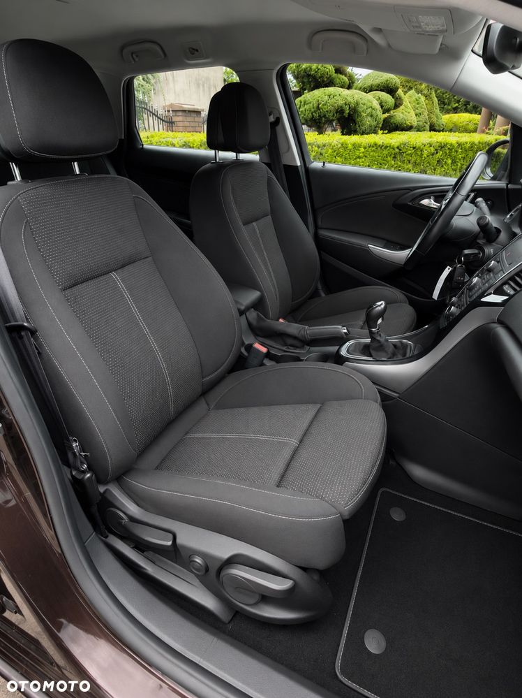 Opel Astra 1.7 CDTI Cosmo - 21