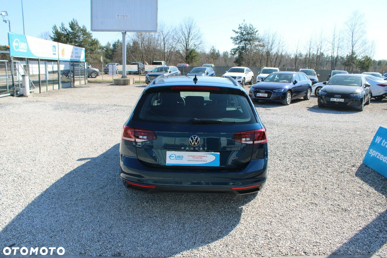 Volkswagen Passat - 7