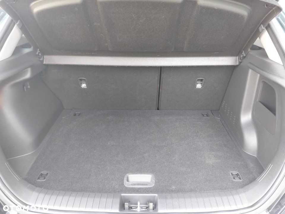 Hyundai Kona - 35