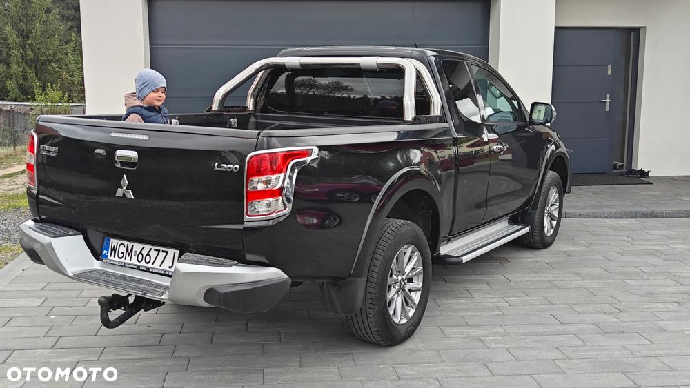Mitsubishi L200 2.4 d DC Black Edition EU6 - 4