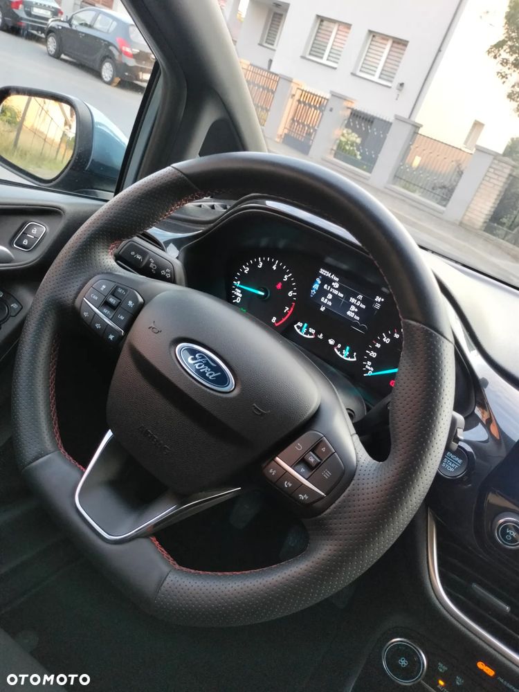 Ford Fiesta 1.0 EcoBoost S&S ST-LINE X - 26