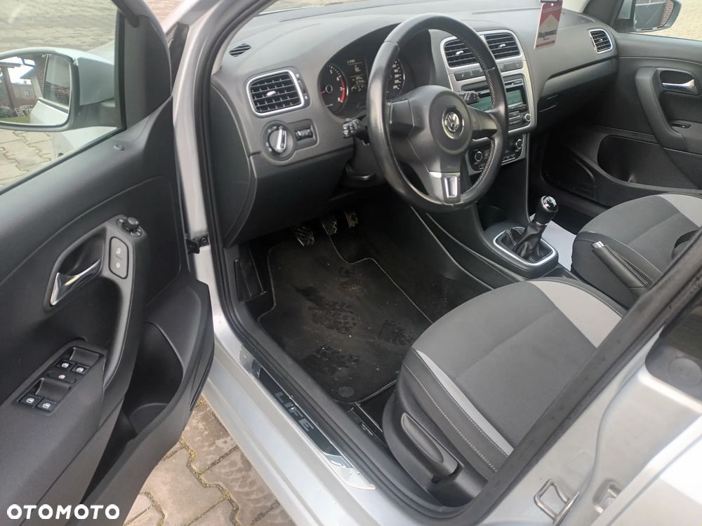 Volkswagen Polo 1.2 Life - 2