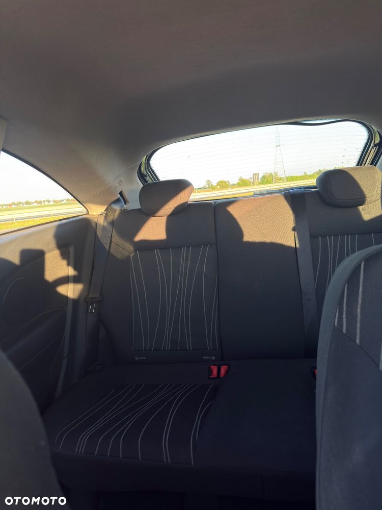 Opel Corsa 1.2 16V - 15