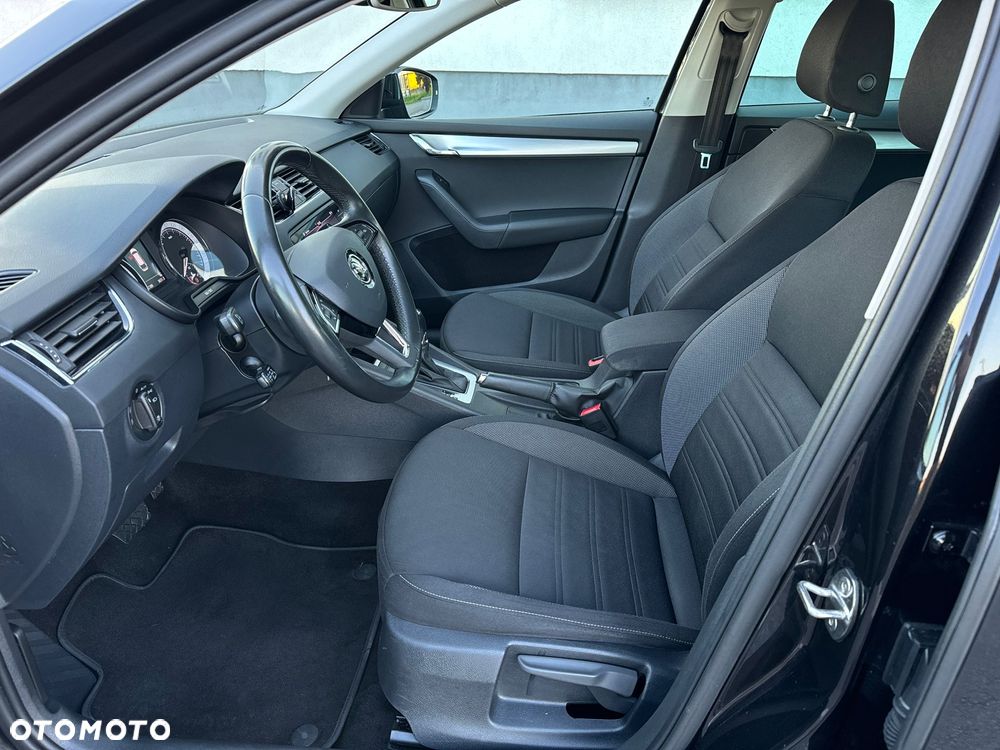Skoda Octavia 2.0 TDI DSG Ambition - 33